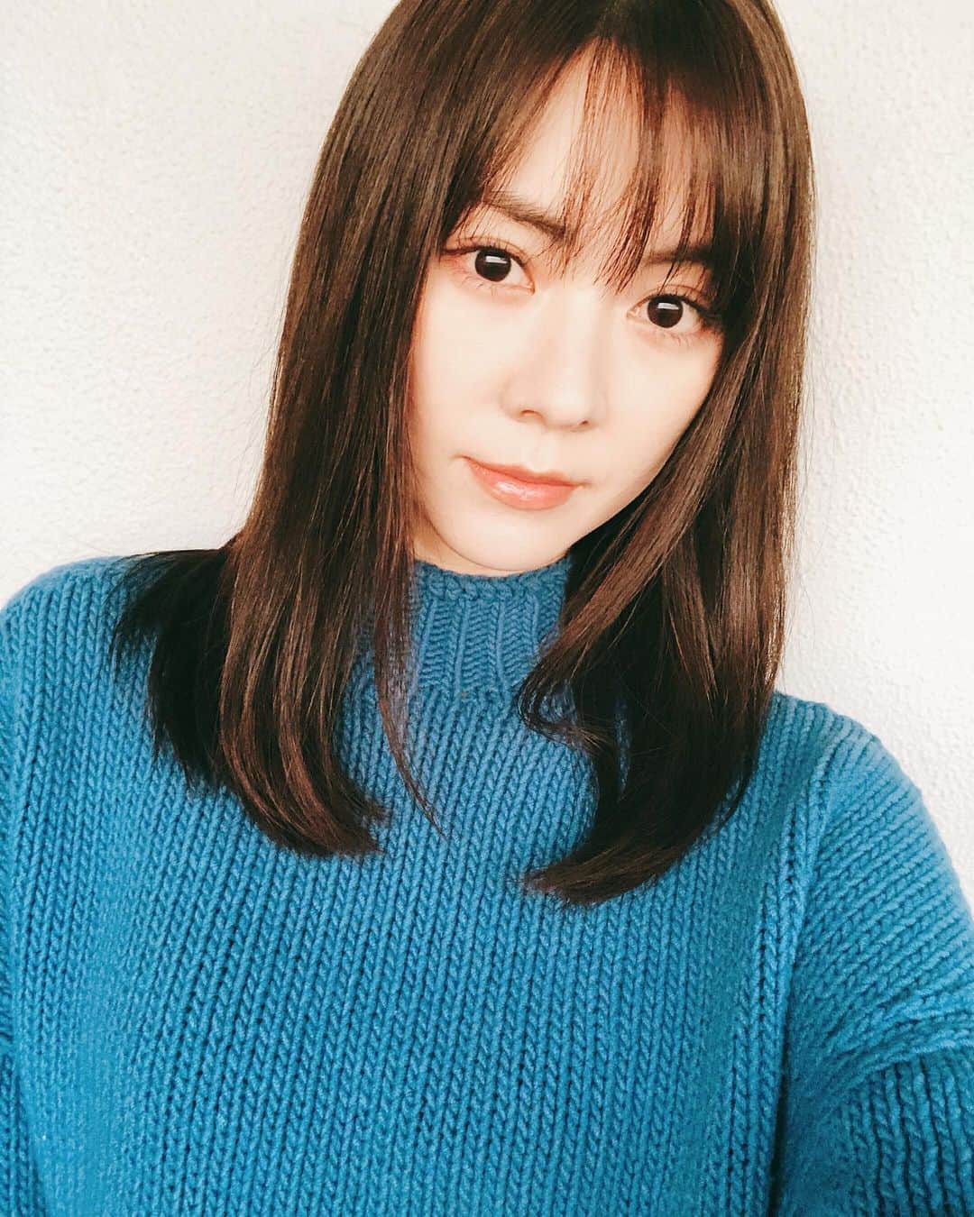 安座間美優さんのインスタグラム写真 安座間美優instagram 最近お気に入りのニット 今日から12月か 早いなぁ 年は大変な年でしたが 最後の1ヶ月楽しく走り抜けましょうね みゅうfashion 12月1日 16時58分 Mew Azama