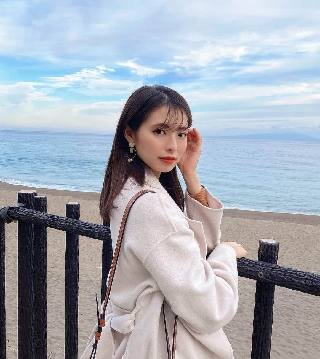 橘沙奈さんのインスタグラム写真 - (橘沙奈Instagram)「* 熱川、初上陸♨ 海も自然もグルメも満喫出来た☺️♪ * * * * * * * * * * * * * * * * * * #熱川 #熱川海岸 #熱川温泉 #伊豆旅行 #海 #大島 #🌊 #🏖」12月1日 17時25分 - an.an.0706