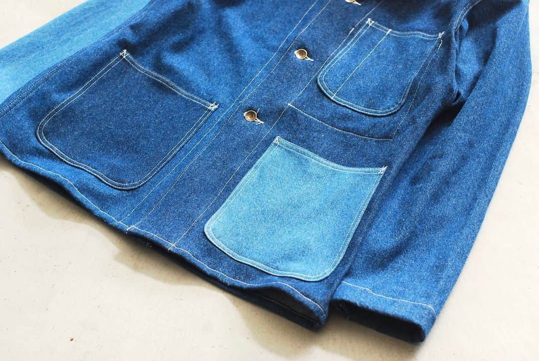 のインスタグラム：「［#10倍ポイント開催中！］ Engineered Garments WORKADAY / エンジニアード ガーメンツ ワーカーデイ "UTILITY JACKET COMBO - WASHED 12OZ DENIM" ¥31,900- _ 〈online store / @digital_mountain〉 https://www.digital-mountain.net/shopdetail/000000012680/ _ 【オンラインストア#DigitalMountain へのご注文】 *24時間受付 *15時までのご注文で即日発送 * 1万円以上ご購入で送料無料 tel：084-973-8204 _ We can send your order overseas. Accepted payment method is by PayPal or credit card only. (AMEX is not accepted)  Ordering procedure details can be found here. >>http://www.digital-mountain.net/html/page56.html  _ #NEPENTHES #EngineeredGarments #ネペンテス #エンジニアードガーメンツ _ 本店：#WonderMountain  blog>> http://wm.digital-mountain.info _ 〒720-0044  広島県福山市笠岡町4-18  JR 「#福山駅」より徒歩10分 #ワンダーマウンテン #japan #hiroshima #福山 #福山市 #尾道 #倉敷 #鞆の浦 近く _ 系列店：@hacbywondermountain _」