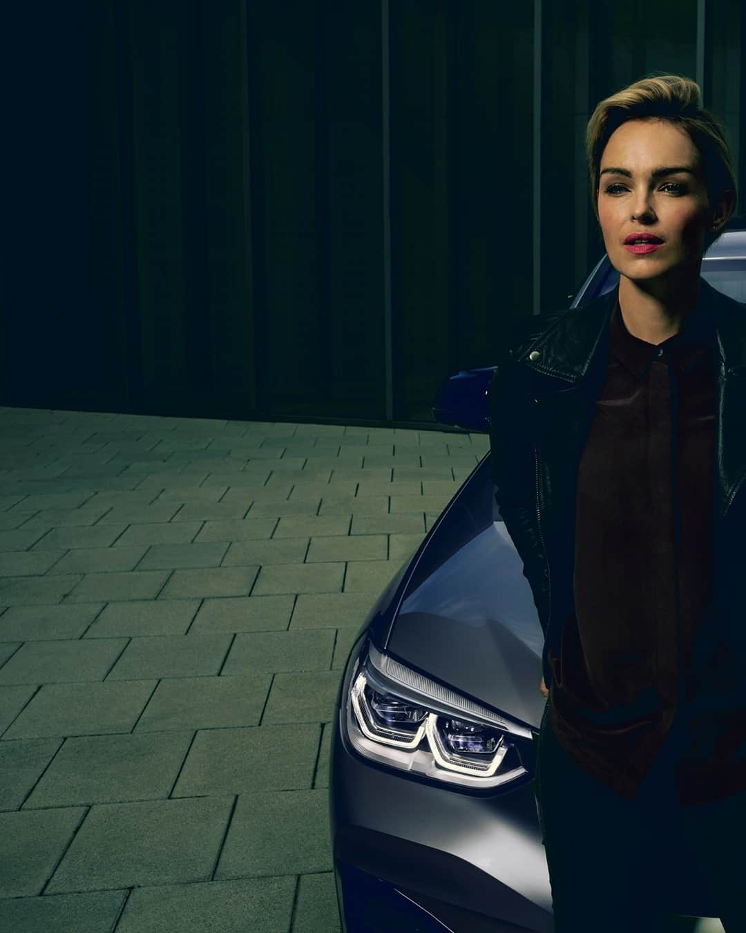 BMWのインスタグラム：「Do it with confidence.  The BMW X3 M.  #TheX3M #BMW #X3M __ BMW X3 M: Fuel consumption in l/100 km (combined): 10.5. CO2 emissions in g/km (combined): 239. Further information: www.bmw.com/disclaimer.  	 Acceleration (0-100 km/h): 4.2 s. Power: 353 kW, 480 hp, 600 Nm. Top speed (limited): 250 km/h (with optional M Drivers Package: 280 km/h).」