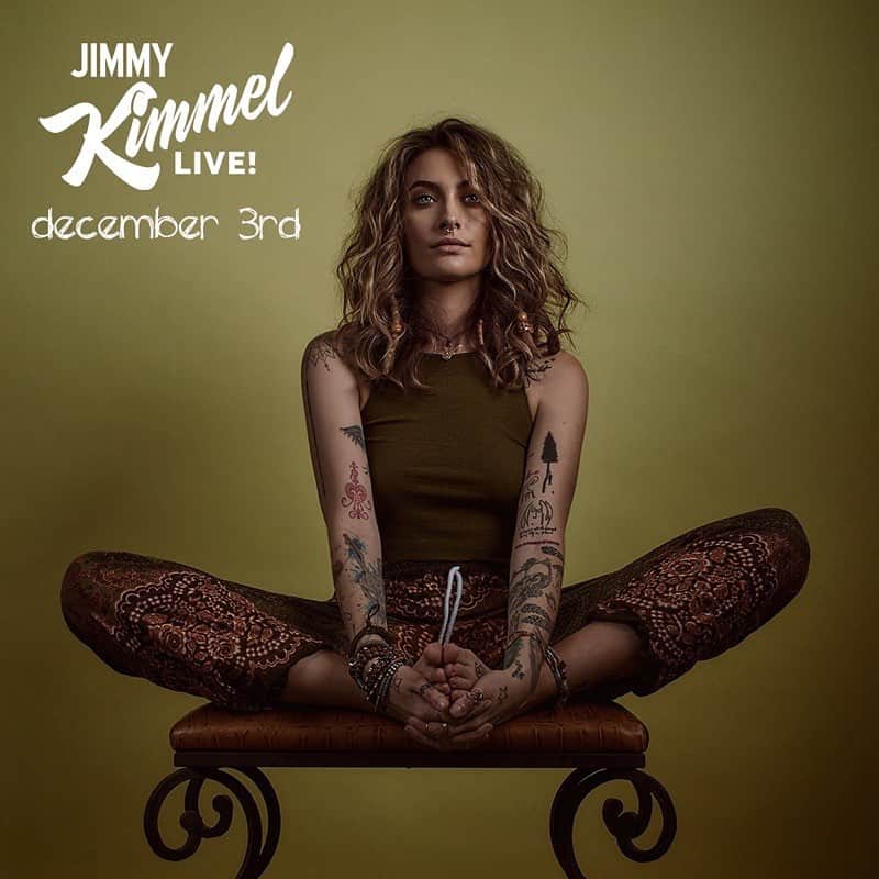 パリス・マイケル・キャサリン・ジャクソンのインスタグラム：「@jimmykimmellive 12/3 @ 11:35pm ET on abc ♥️ #kimmel」