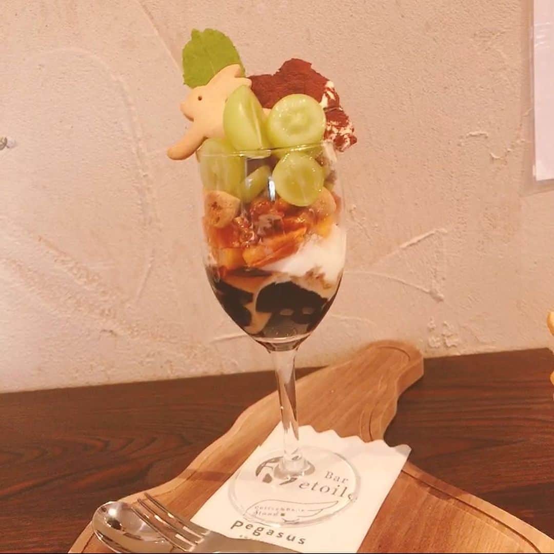 manamiさんのインスタグラム写真 - (manamiInstagram)「🍨🍮 ・ ・ 久しぶりのカフェ活post① ずっと行ってみたかった @pegasus_awajishima 🍮🍪☕️ 可愛い動物の手作りクッキーにズキュン🙈♥️ 店内では色んなスイーツがいただけます🍪🍨🍮💕 ・ ・ #pegasus #pegasusawajishima #awajishima #awaji #淡路島 #淡路島カフェ #カフェ活 #カフェ巡り #カフェ好きな人と繋がりたい #カフェスタグラム #どうぶつクッキー #動物クッキー #手作りお菓子 #手作りスイーツ #手作りクッキー #うさぎのクッキー #シャインマスカットパフェ #プリント倶楽部 #ブリンドル #プリン部 #cafestagram #café #スイーツ好きな人と繋がりたい #スイーツ巡り #スイーツテロ #スイーツ作り #スイーツ部 #スイーツ大好き #淡路島グルメ #淡路島カフェ #淡路島ランチ」12月1日 9時52分 - manami_0514
