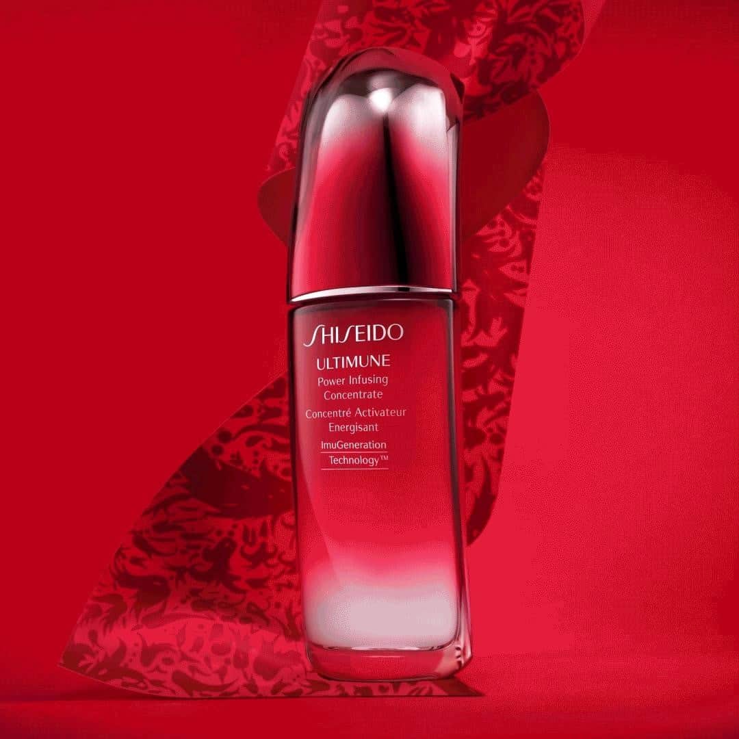 資生堂さんのインスタグラム写真 - (資生堂Instagram)「Give the gift of stronger skin with our #1 best-selling serum- Ultimune Power Infusing Serum Concentrate. Tap to shop @sephora. ⁣ #ShiseidoHoliday #ShiseidoSkincare #Ultimune」12月1日 10時00分 - shiseido