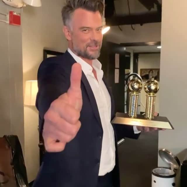 ジョシュ・デュアメルのインスタグラム：「Last week couldn’t have turned out any better. Years of hard work went into Buddy Games and releasing it in time for Thanksgiving was just damn serendipitous - I’m beyond grateful to the people who have watched it and for everyone who helped create it.  (Special shoutout to @nataliabruschi for grooming/ making this vid and @samanthamcmillen_stylist for styling)」