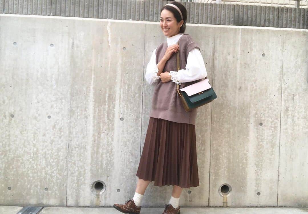 林香里さんのインスタグラム写真 - (林香里Instagram)「・ ・ 昨日の#coordinate 🤎🟫🌰🍫🐻🍂🍪  #wardrobe#outfit#fashion」12月1日 10時28分 - kaori_hayashi1203