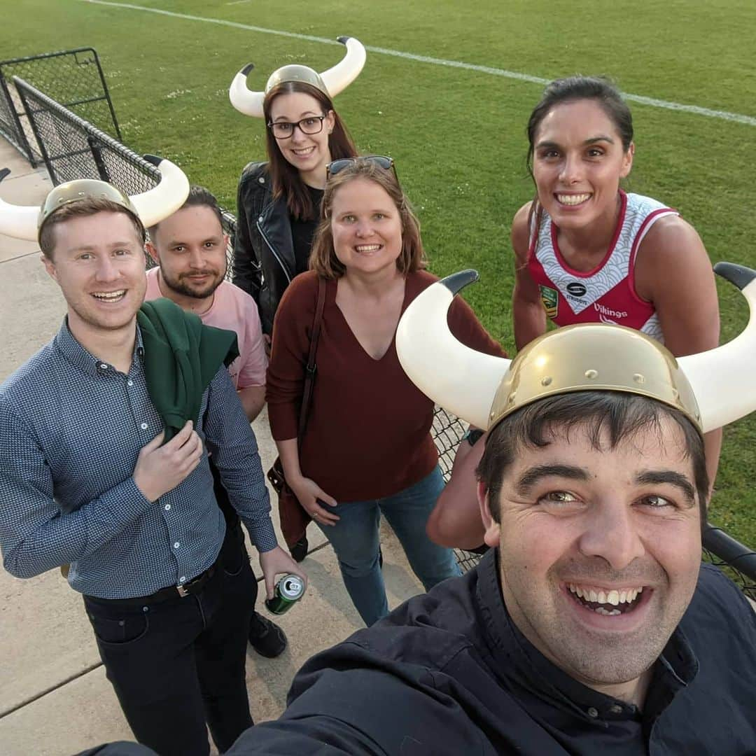 Angeline BLACKBURNさんのインスタグラム写真 - (Angeline BLACKBURNInstagram)「2020 Women's Superleague Champions 🏈❤  Thanks to @vikingstouchfootball and @tarlo5 for welcoming to the Vikings Touch Football family.  I have grown to really love this sport and the footy club. My Athletics has also benefited so much from this experience.  It's one thing to randomly rock up to mixed social teams - I can literally 'wing it'. But it's another thing to actually train for and learn the game. These past few months have been humbling. Anyhow, it turns out that you can teach an old girl new tricks (okay, 31 isn't actually old).  And to top it off, it was pretty sweet getting the Superleague female top try scorer 🙌 Next step, learn how to actually 'step' lol 😜  Photo credit @jairai_  @oliver.tester Belinda Cook and Elise's mum 😅  #touchfootball #touchfootballact #actsuperleague #touchfootballaustralia #vikingstouchfootball #trl #touchtuesday #sport #canberra #tuggeranong」12月1日 11時16分 - ang_blackburn