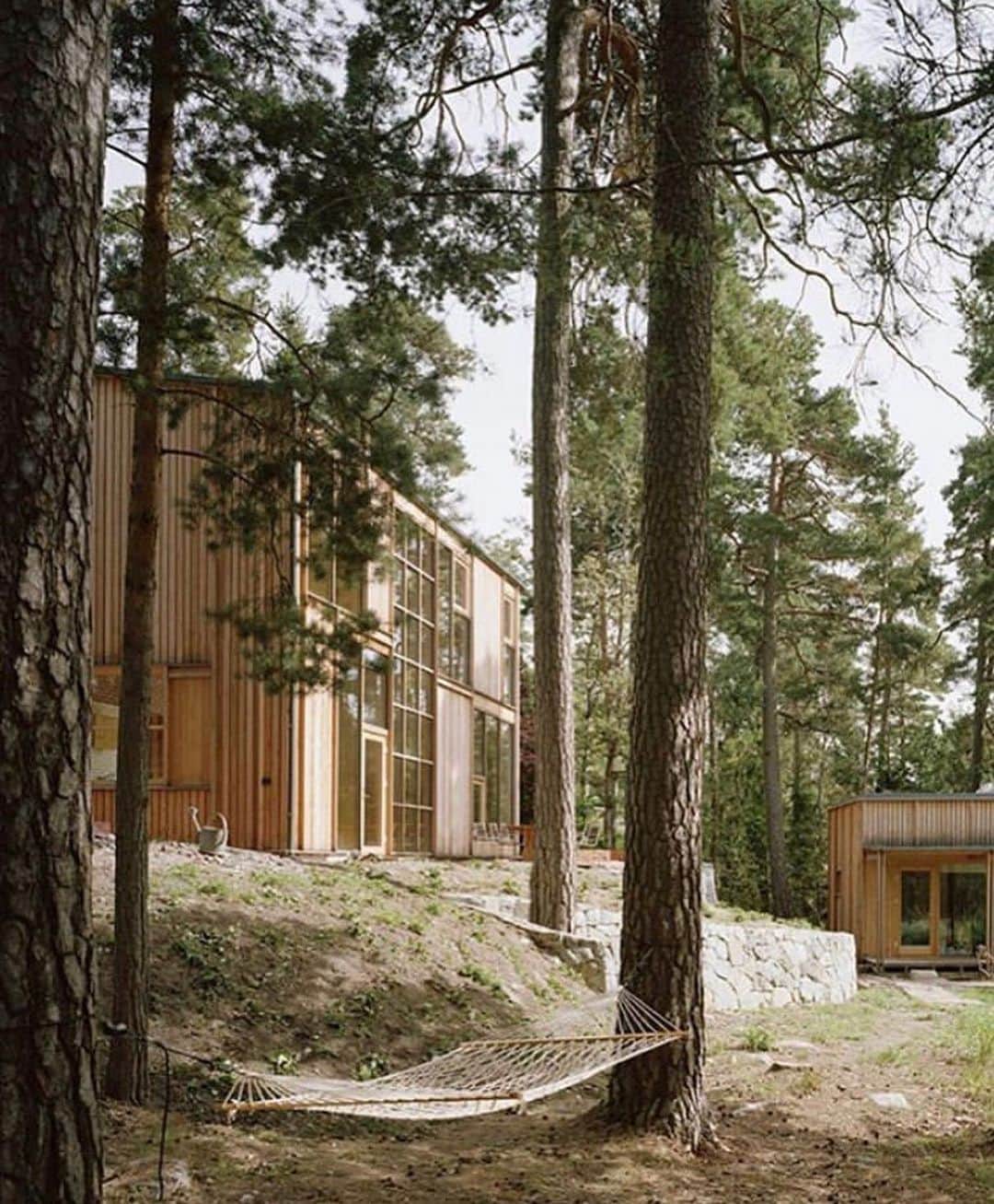 のインスタグラム：「Dream getaway via @haus_of_lun, Stockholm ✨」