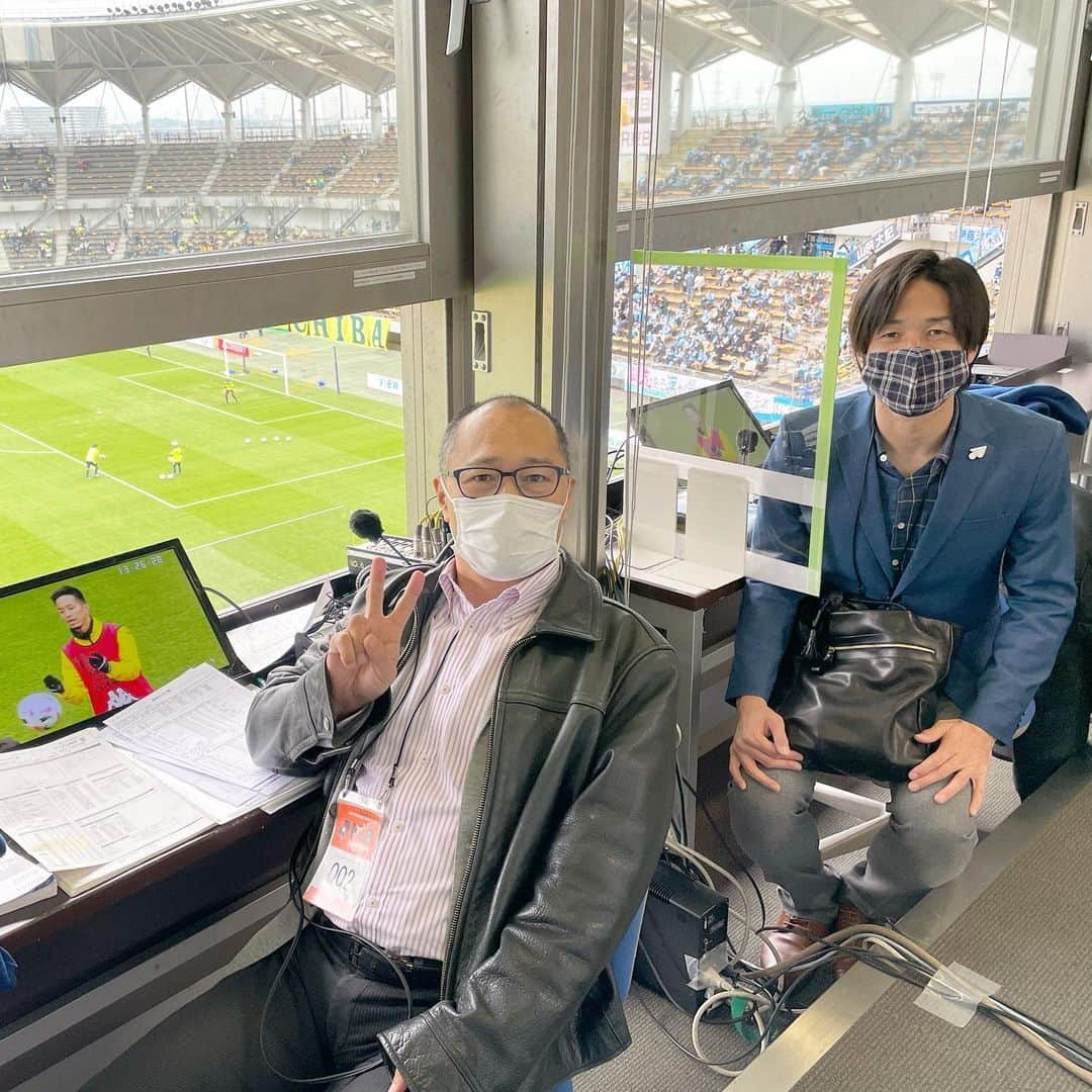 柴村直弥さんのインスタグラム写真 - (柴村直弥Instagram)「#Jリーグ #DAZN #解説 #ジェフ千葉 #ジュビロ磐田 #フクダ電子アリーナ  #kits #キーツ #バッグ @kits_london @kits_londonshop #kitswithlove  #yonex #viridari #マスク #シャツ」12月1日 12時15分 - naoyashibamura