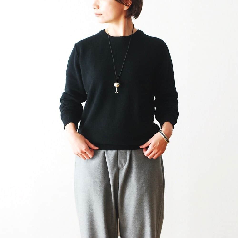 wonder_mountain_irieさんのインスタグラム写真 - (wonder_mountain_irieInstagram)「#10倍ポイント開催中!［ unisex ］ jumper1234 / ジャンパー1234  "STITCH SWEAT -Cashmere-"  ￥35,200- _ ＜ online store / @digital_mountain ＞ https://www.digital-mountain.net/shopbrand/jumper1234 _ 【オンラインストア#DigitalMountain へのご注文】 *24時間受付 *15時までのご注文で即日発送 *1万円以上ご購入で送料無料 tel：084-973-8204 _ We can send your order overseas. Accepted payment method is by PayPal or credit card only. (AMEX is not accepted)  Ordering procedure details can be found here. >>http://www.digital-mountain.net/html/page56.html _ #jumper1234 #ジャンパー1234 _ 本店：#WonderMountain  blog>> http://wm.digital-mountain.info/blog/ _ 〒720-0044  広島県福山市笠岡町4-18  JR 「#福山駅」より徒歩10分 #ワンダーマウンテン #japan #hiroshima #福山 #福山市 #尾道 #倉敷 #鞆の浦 近く _ 系列店：@hacbywondermountain _」12月1日 12時25分 - wonder_mountain_