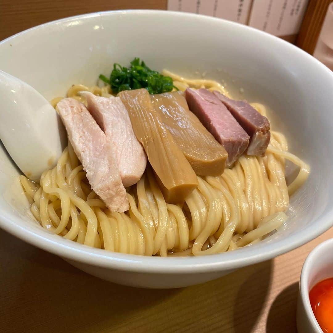 山﨑 薫のグルメインスタ