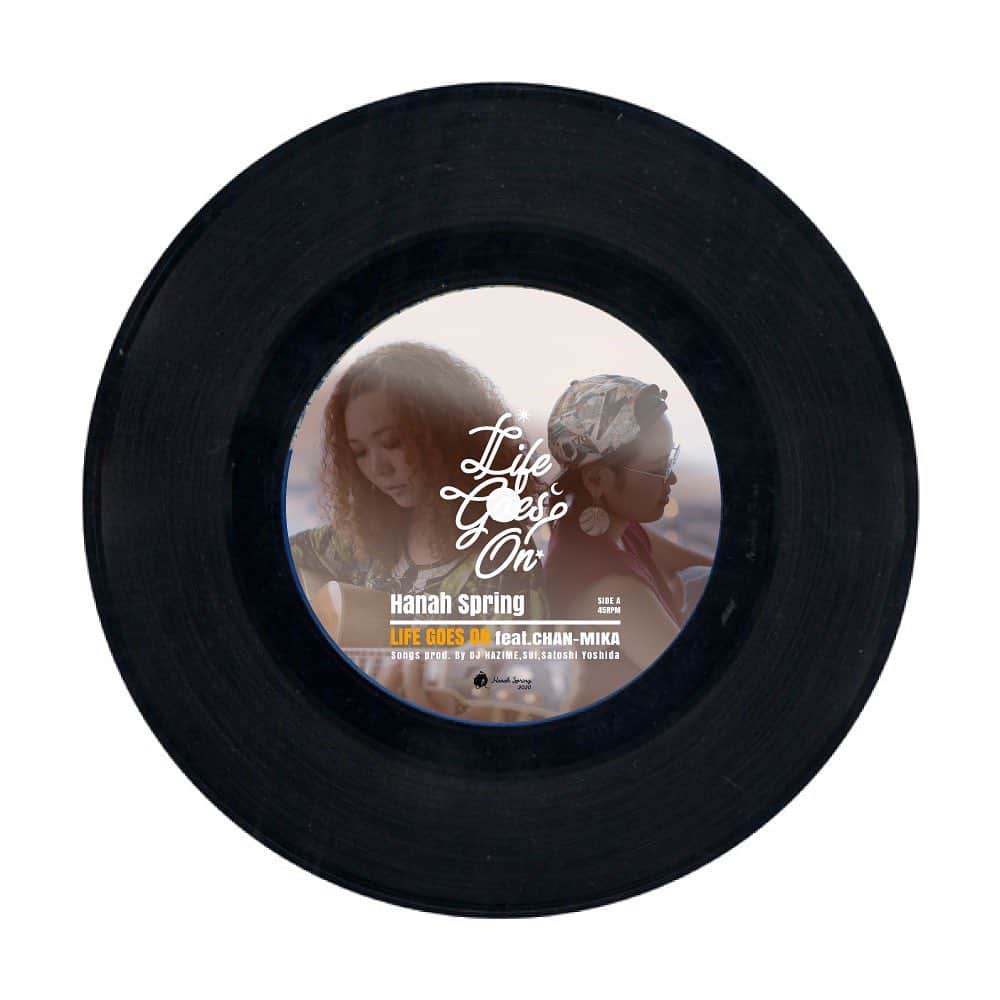 のインスタグラム：「A面LIFE GOES ON feat @chanmika.info B面MUSIC THE MAGIC feat. @tawata_emi  7inch Recordが087store（リンクはTwitterから）で予約始まりました〜クリスマス前後にお届けできる予定です！12/25ライブ会場にも持っていきます！DMいただければできるだけ対応させていただきます🙏うちに置いてあげるよ〜というBarやお店さんもいらっしゃいましたら、ぜひお願い致します🥺 Mixed by @naokihayami Mastered by @moooe_k  designed by @subloww photo by @yoshi_travel_  🙏 12/23以降に横浜 @yokohamagrassrootssama  白楽 @shingoboom  新丸子 @fatbros_shinmaruko  溝の口 @neonera818  和歌山御坊 @banguard0738  仙台 @loose_records  沖縄 @vidaloca_okn  に少しずつ置いてもらいます🙏  ありがとうございます🙏」