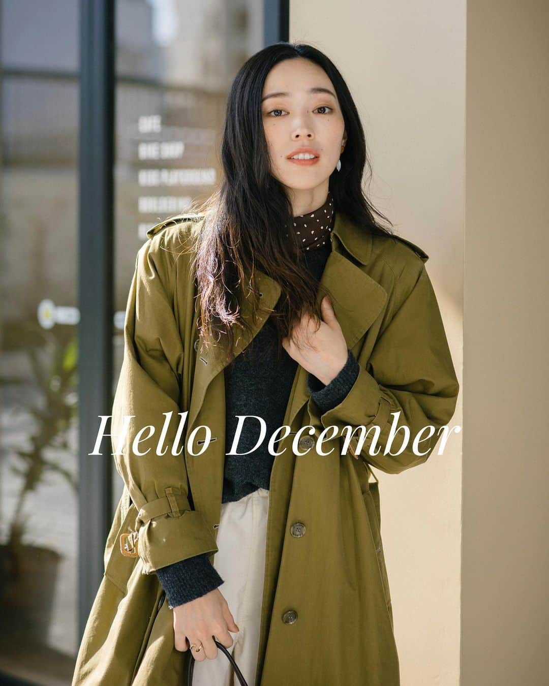 七野李冴さんのインスタグラム写真 - (七野李冴Instagram)「Hello December. Photo : @cangmin1987  Hair Make : @hm.hrk  Styling : @hoyan0527   今年もあと1か月…毎年驚くけど今年は特に自粛期間、何もせずスキップしたような感覚だから恐ろしいくらい早い。 師走は例年通りバタバタしそうですが「良いお年を」というのがまだちょっと寂しかったり。でもその挨拶もしないで年内会わずに年越しちゃうことも、あるよね🥺 できるだけたくさんの人に「良いお年を」を伝えられる12月になりますように！ 残り1ヶ月の2020年も楽しみましょう！  #hellodecember #December #december1st #portraitphotography #photography #fashion #tradstyle #tokyomizumachi #lattest」12月1日 13時14分 - risaaxoxo