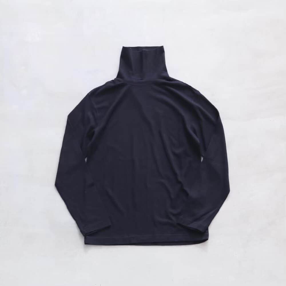 のインスタグラム：「#10倍ポイント開催中！ ［ for : woman ］ ts(s) / ティーエスエス “Turtle Neck Shirt - Washable High Gauge Wool Jersey” ￥19,800- _ 〈online store / @digital_mountain〉 https://www.digital-mountain.net/shopdetail/000000012217/ _ 【オンラインストア#DigitalMountain へのご注文】 *24時間受付 *15時までのご注文で即日発送 *1万円以上ご購入で、送料無料 tel：084-973-8204 _ We can send your order overseas. Accepted payment method is by PayPal or credit card only. (AMEX is not accepted)  Ordering procedure details can be found here. >>http://www.digital-mountain.net/html/page56.html  _ #ts_s #ティーエスエス _ 本店：#WonderMountain  blog>> http://wm.digital-mountain.info _ 〒720-0044  広島県福山市笠岡町4-18  JR 「#福山駅」より徒歩10分 #ワンダーマウンテン #japan #hiroshima #福山 #福山市 #尾道 #倉敷 #鞆の浦 近く _ 系列店：@hacbywondermountain _」