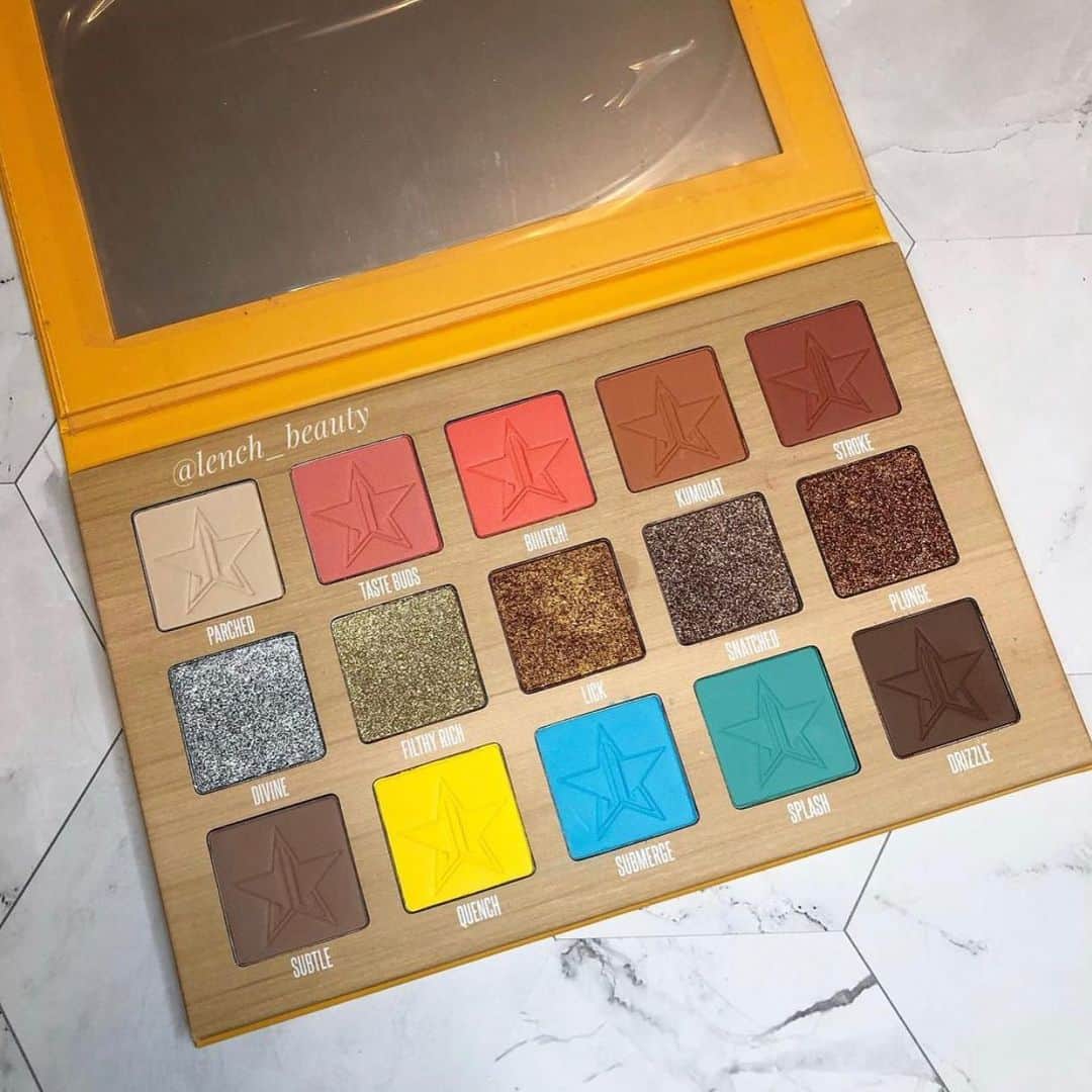 Jeffree Star Cosmeticsさんのインスタグラム写真 - (Jeffree Star CosmeticsInstagram)「Back by popular demand🔥 Shop our iconic #THIRSTY palette🌟  You still have a few more hours to shop our Cyber Monday specials, 30% off select palettes & Buy one get one free single #velourliquidlipsticks ✨   #jeffreestarcosmetics #cybermonday」12月1日 13時53分 - jeffreestarcosmetics