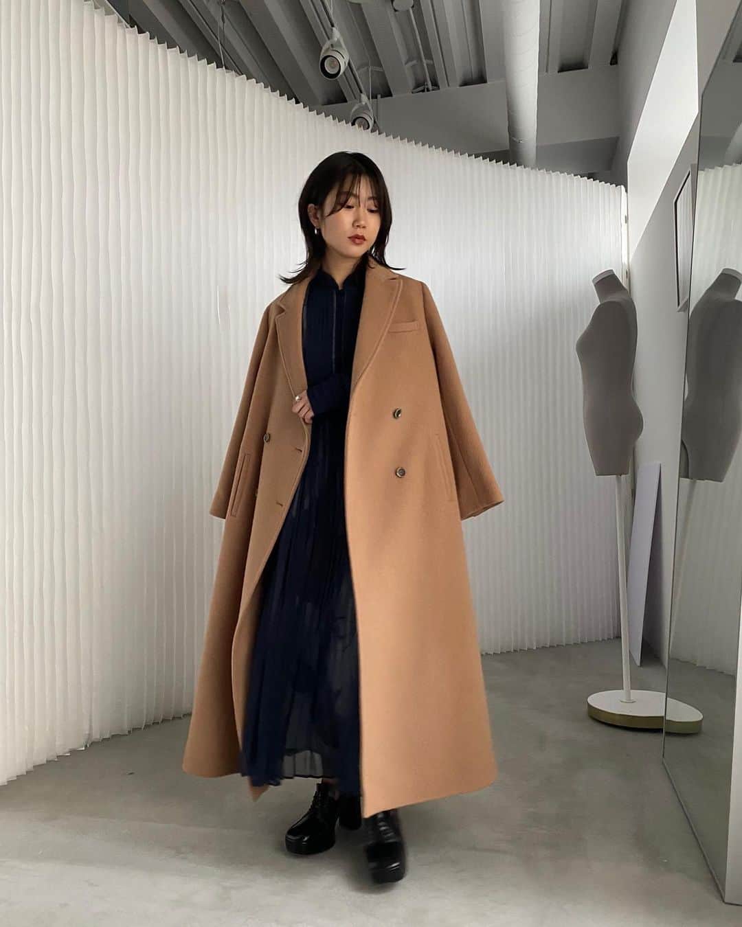 AMERI vintage☆UNDRESSED BACK PLEATS COAT | angeloawards.com