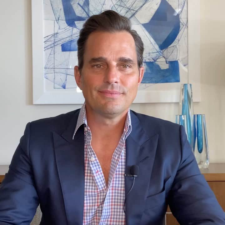 ビル・ランシックのインスタグラム：「How many men are dealing with low T? Swipe left, then share this message to help start the conversation about this serious condition. #sponsored #lowt #lowtestosterone」