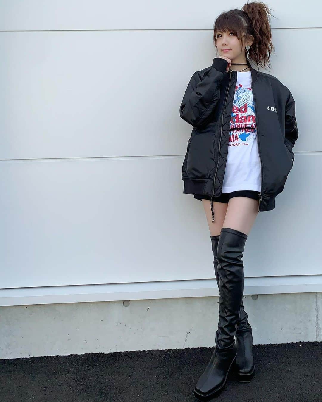 田中れいなさんのインスタグラム写真 - (田中れいなInstagram)「. 12月26日発売のガンダムエース📖さんの企画でGUNDAMFACTORY YOKOHAMAへ行ってきました♡  私が着ているTシャツ･パーカー･MA_1は ガンダムグッズでございます☺️ かわいい！ プライベートでも着れるね♩^^  たっくさん撮影してきましたよ😍 ぜひ見てください♬📗 *☼*―――――*☼*――――― #ガンダムエース #ガンダムファクトリーヨコハマ  #ガンダム #横浜  #撮影 #取材 #ガンダムコーデ #photo #Instagram #instagramjapan」12月1日 14時17分 - tanakareina.lovendor