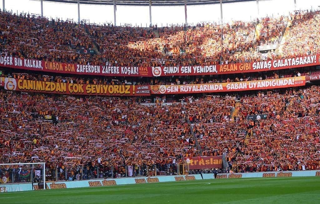 ガラタサライSKさんのインスタグラム写真 - (ガラタサライSKInstagram)「Günaydın #Galatasaray Ailesi」12月1日 15時00分 - galatasaray