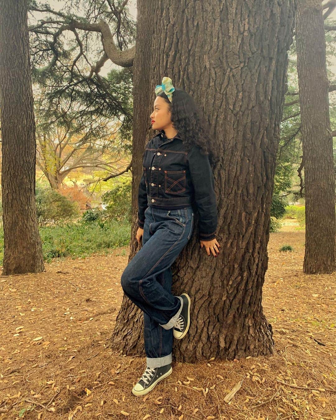 ティファニー・キャデラックのインスタグラム：「Raking season 🍂 🧹  Count ya blessinz ✨」