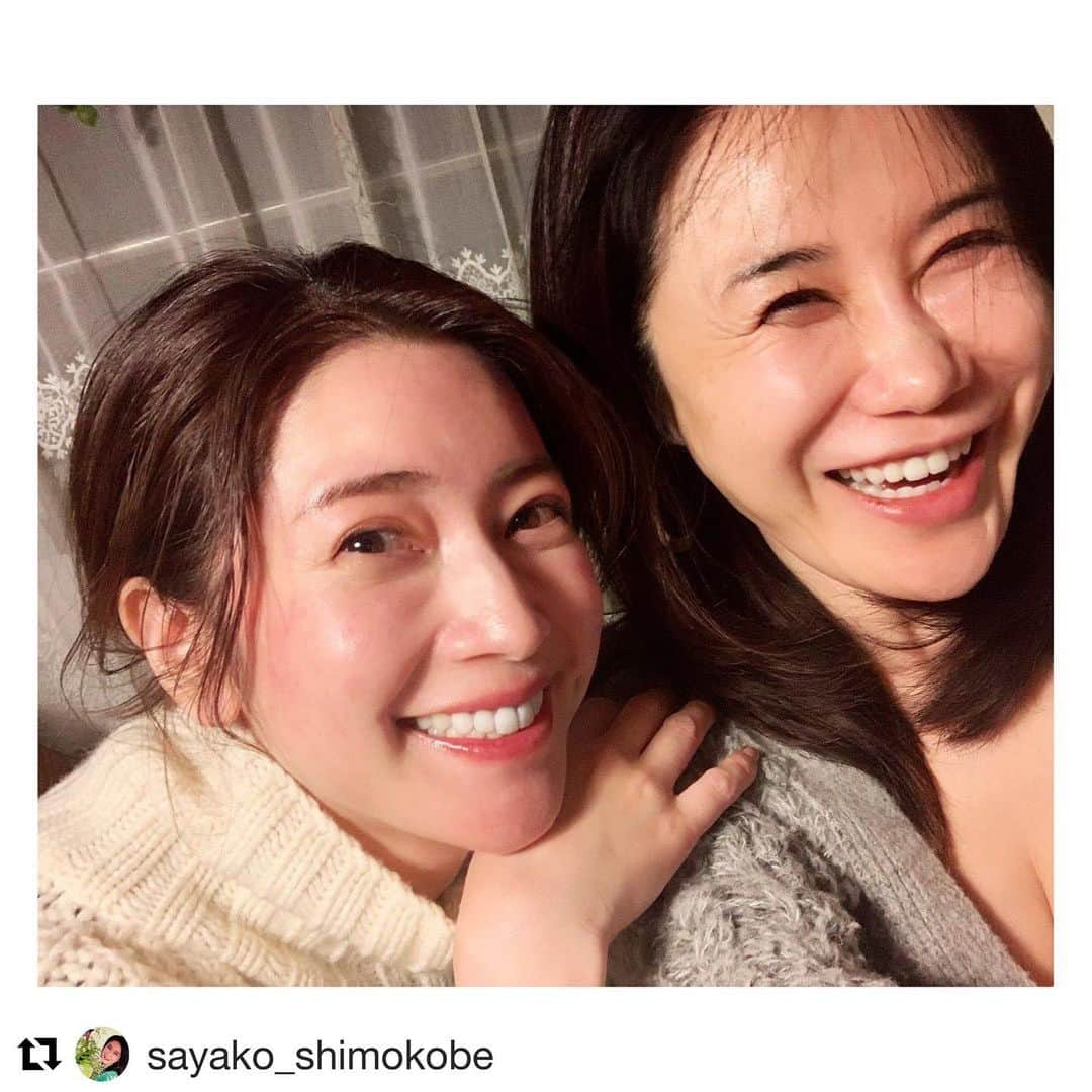 森絵里香さんのインスタグラム写真 - (森絵里香Instagram)「. 久しぶりに会えた♡ . Anecanで出会ってからもう何年だろう？後もう少しで10年かな？？ . いつ会ったって全力で応援してくれる、ずっと変わらずパワフルで頼もしい女性✨ 沢山笑って幸せな休日を過ごせました☺️ . 笑うってホント大切だな💐 . #Repost @sayako_shimokobe with @get_repost ・・・ いつ会っても、好きだなぁと思うし、尊敬するし、癒される。 森絵里香　@morierika0502  のバストアップサロンすごかった😳😳😳痛かったけど、でもでもでも！！！ この人ほんと、すごい…。  #バストアップ　#バストアップマッサージ  #森絵里香」12月1日 15時56分 - morierika0502