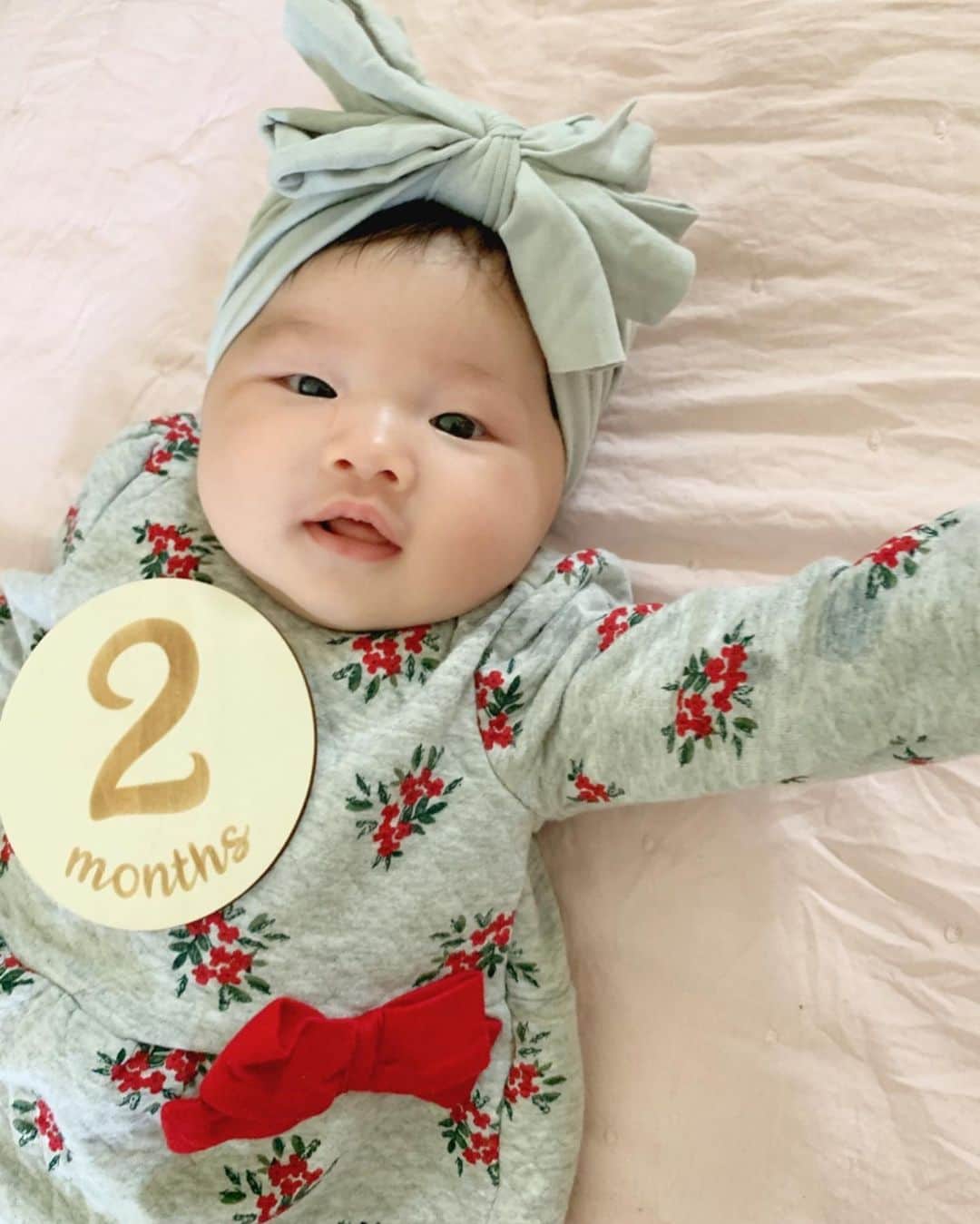 エリナ シルカのインスタグラム：「How can it be 2 months already 🥺 るーちゃんあっという間に2ヶ月💕」