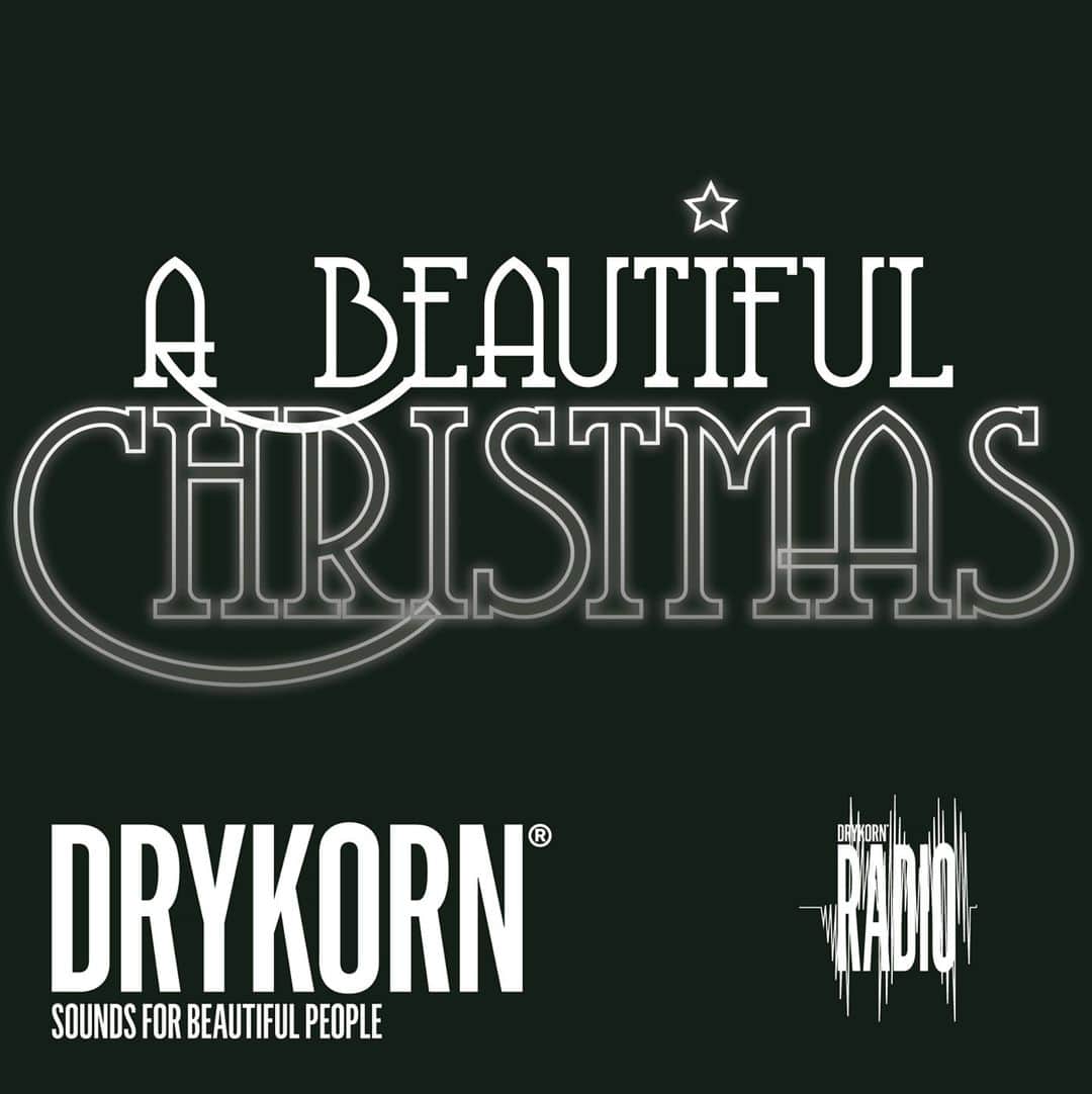 のインスタグラム：「TAKE HEART! BE EMOTIONAL!⁠ It's christmas time. It's a time to spread the love.⁠ ⁠ We selected some very special christmas tunes to bring you warm-mooded through this beatiful time within these crazy times.⁠  Link in bio.  ⁠ #drykornradio #beautifulchristmas #playlist #spotify #drykorn #drykornforbeautifulpeople #christmasplaylist」