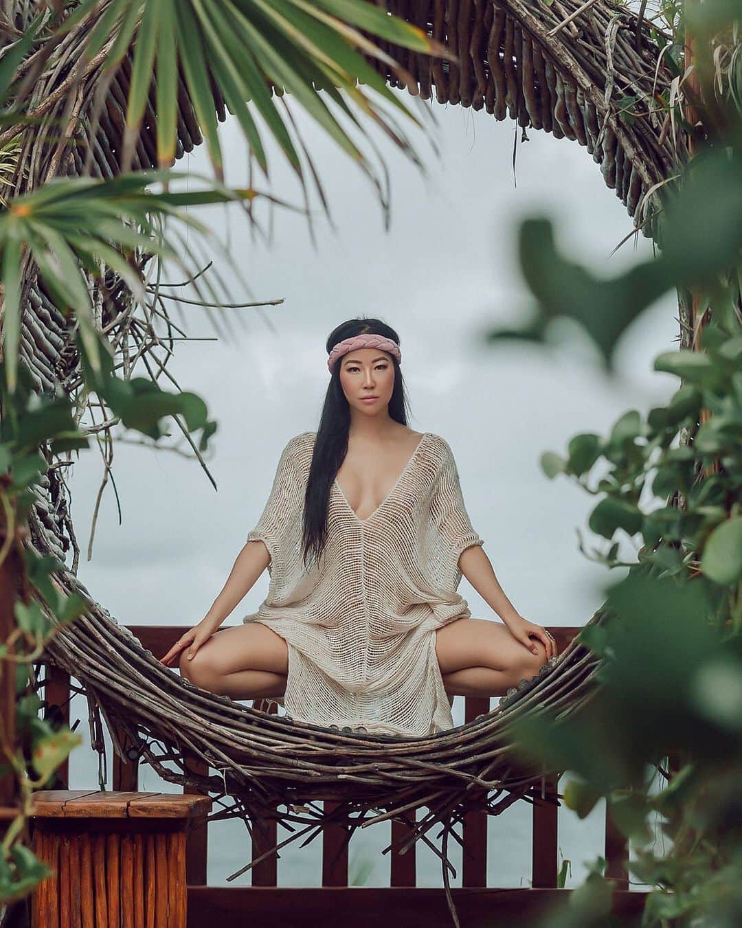 GODDESS OF LOVEのインスタグラム：「Just a friendly reminder... You are ENOUGH. You are WORTHY. You are LOVED. ~sendtothemoon.com~ 🌝」