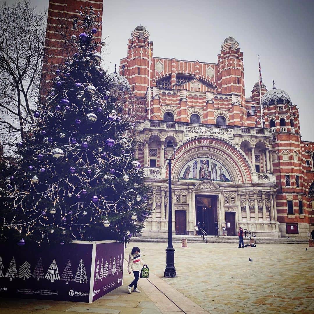 KOKIAのインスタグラム：「I would say December is the most prayerful time of the year especially this year.」