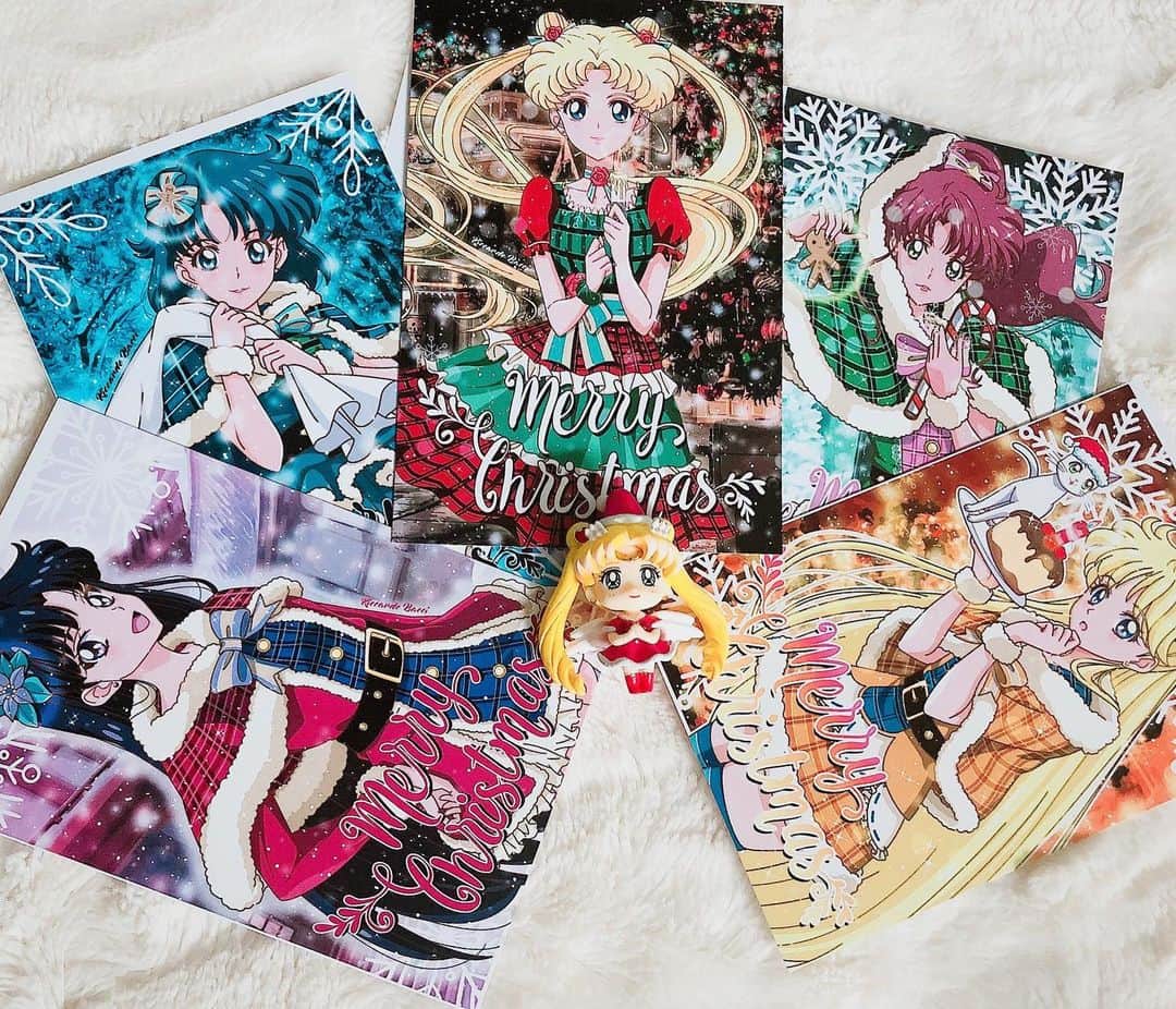 のインスタグラム：「✨🎄 Picked up these @riccardobacci81 Sailor Moon Christmas cards! They’re for me and not to give out 😂 🎄✨  #sailormoon #セーラームーン　#christmas #christmascards」