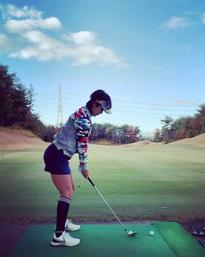 藤本麻子のインスタグラム：「記録🏌🏻‍♀️ これから先どうなるか、楽しみしかない。 挑戦すればリスクも付いてくるけど 現役でいるかぎり、挑戦者でありたい。 リスクや失敗があっても 前に進むためには挑戦するしかない。 . 私はチャレンジャー 目指せ私の新記録！」