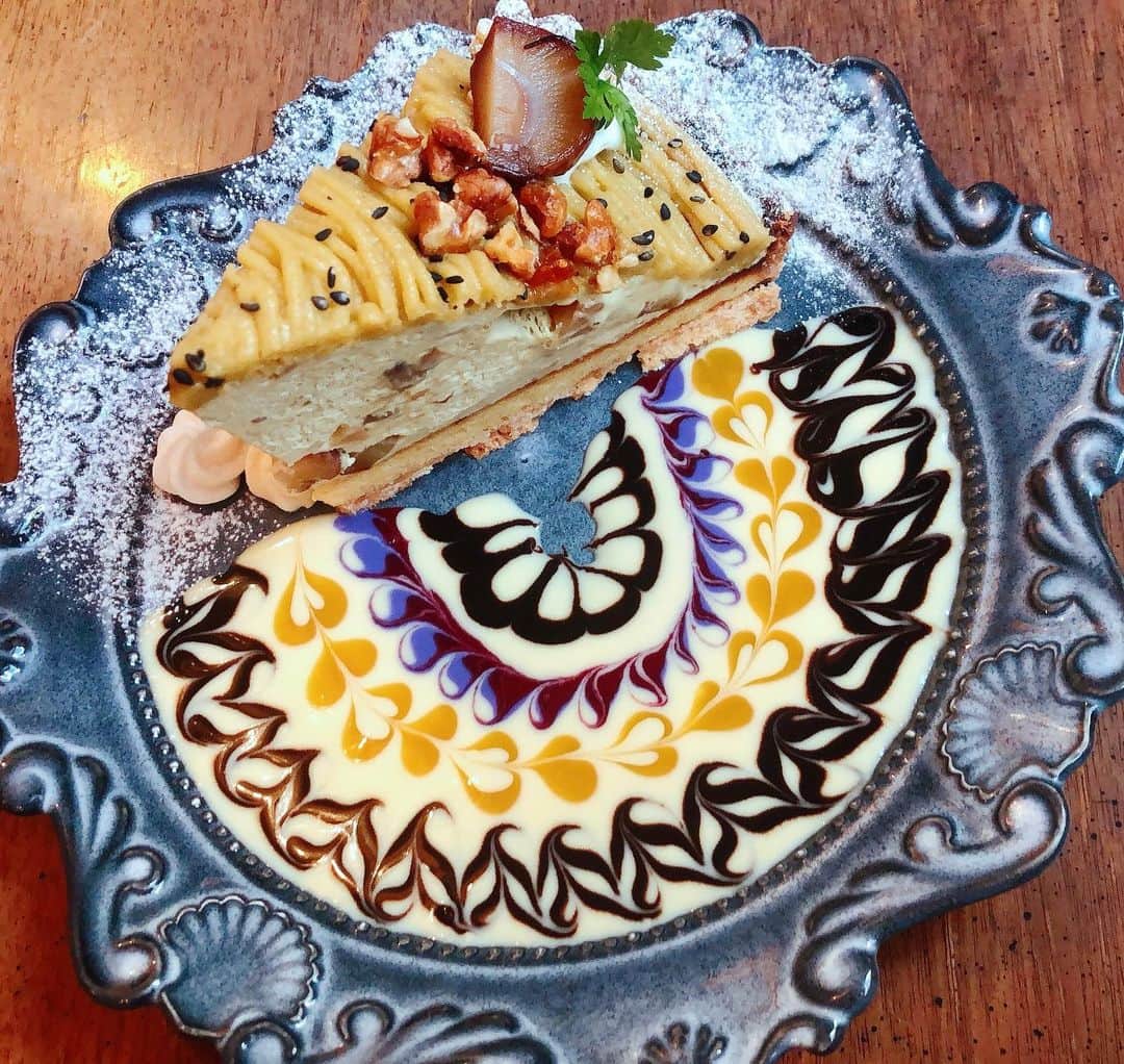 近藤夏奈のインスタグラム：「元町cafe☕︎﻿ ﻿ ﻿ 昨日は久しぶりにリラックスできた時間でした◎﻿ ゆい、いつもありがとう💗﻿ .﻿ .﻿ ﻿ ﻿ ﻿ ﻿ ﻿ ﻿ ﻿#カフェデアゲンダ#元町」