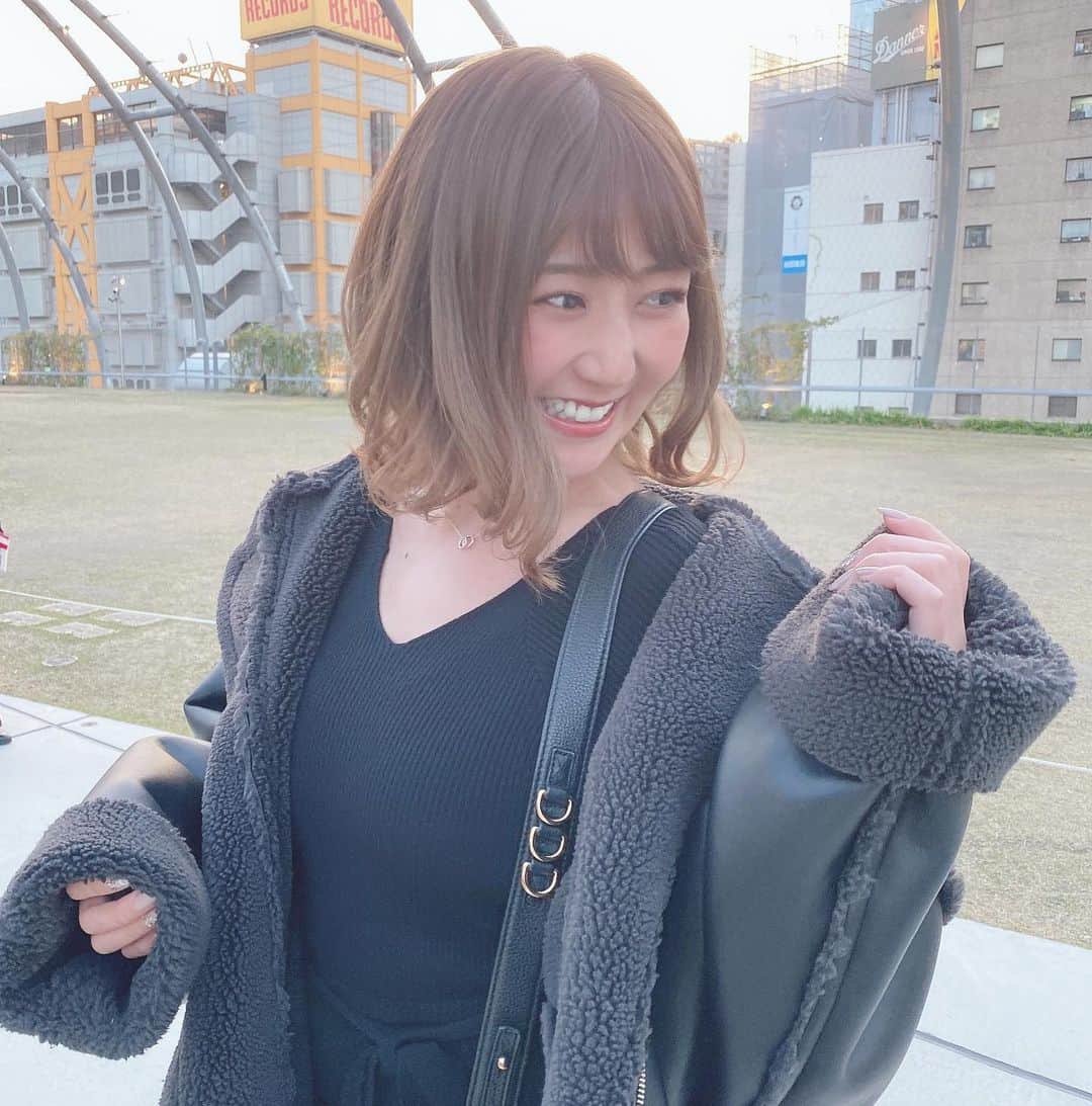 篠原栞那のインスタグラム：「‪‪❤︎‬ #宮下パーク に行ってみたくて あさみんと行ってきました\( ˆoˆ )/💓  美味しそうなのいっぱいでまた行きたい！！」