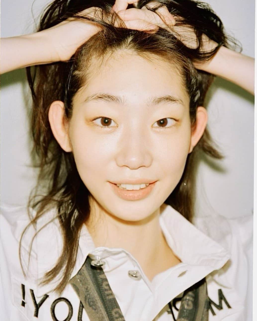 江原杏樹のインスタグラム：「本日ひとつ歳を重ねました。 歳を重ねたとて会話が苦手には変わりなくボケやツッコミ 毒舌などは一切できませんが、それでも仲良くしてくれる ひとがいることに感謝してます。 これからも宜しくお願いします」