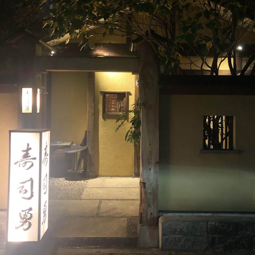 浅井マリカのグルメインスタ