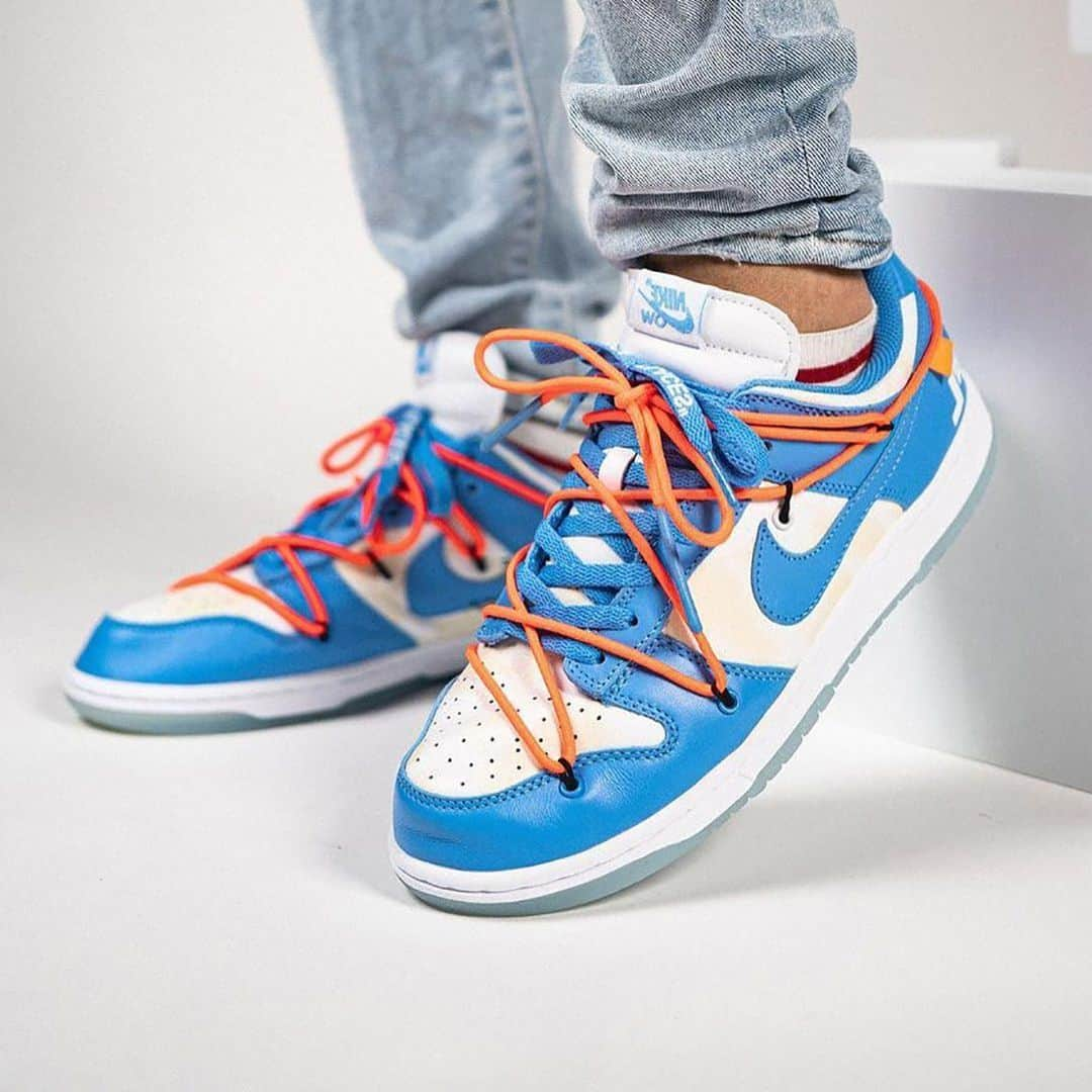 HYPEBEASTさんのインスタグラム写真 - (HYPEBEASTInstagram)「@hypebeastkicks: Take an on-feet look at the upcoming @off____white x @futuralaboratories @nike Dunk Low collab. Originally unveiled at the Off-White SS20 live stream, the orange and navy pair features @futuradosmil’s signature stencil artwork along with his signature, while the University Blue pair spotlights his artwork arrives on the inner panels in a faint yellow shade. Both come with a unique hiking boot-inspired lace anchor points with orange laces over the traditional sneaker lacing layout with navy laces. Stay tuned for a release date along with pricing. ⁠⠀ Photo: @repgod888」12月1日 19時46分 - hypebeast