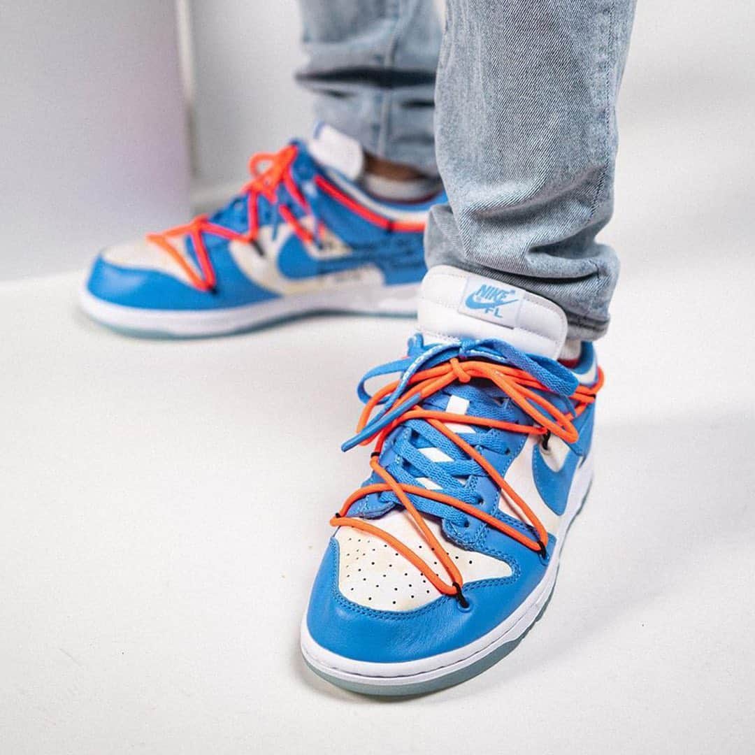 HYPEBEASTさんのインスタグラム写真 - (HYPEBEASTInstagram)「@hypebeastkicks: Take an on-feet look at the upcoming @off____white x @futuralaboratories @nike Dunk Low collab. Originally unveiled at the Off-White SS20 live stream, the orange and navy pair features @futuradosmil’s signature stencil artwork along with his signature, while the University Blue pair spotlights his artwork arrives on the inner panels in a faint yellow shade. Both come with a unique hiking boot-inspired lace anchor points with orange laces over the traditional sneaker lacing layout with navy laces. Stay tuned for a release date along with pricing. ⁠⠀ Photo: @repgod888」12月1日 19時46分 - hypebeast