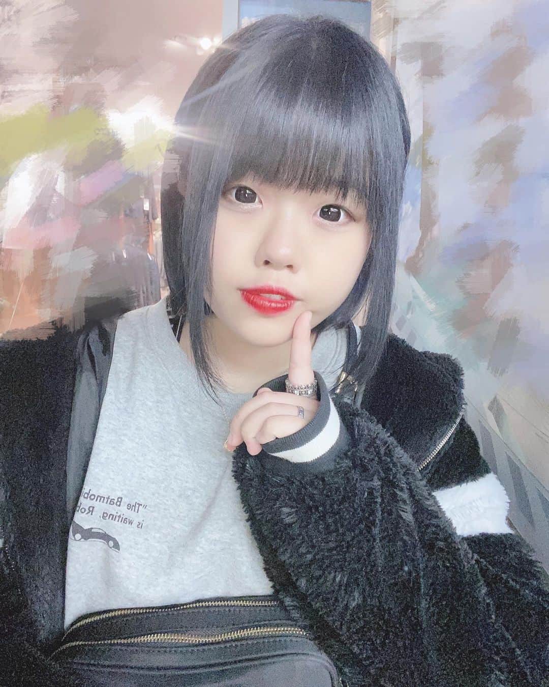 ルアカのインスタグラム：「キラキラしてなくちゃいやだもん❕」