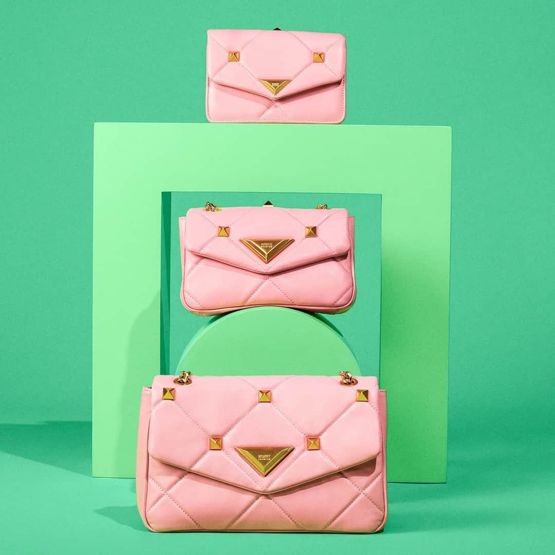 Schutzのインスタグラム：「CANDY CRUSH - SCHUTZ MINIMAL POP ❤️ #schutzminimalpop」