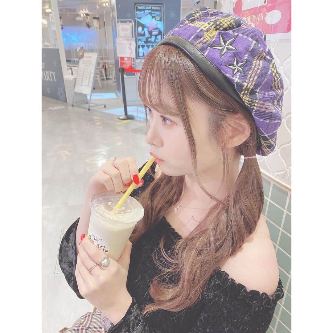 達家真姫宝さんのインスタグラム写真 - (達家真姫宝Instagram)「今日買ってすぐ被った紫のベレー帽！💟 かわいくない？？？？お気に入り~  トップスはかよからのお下がり~ かわい！今日の私服めっちゃかわ！💟  #candystripper #honeycinnamon」12月1日 21時19分 - makiho_official