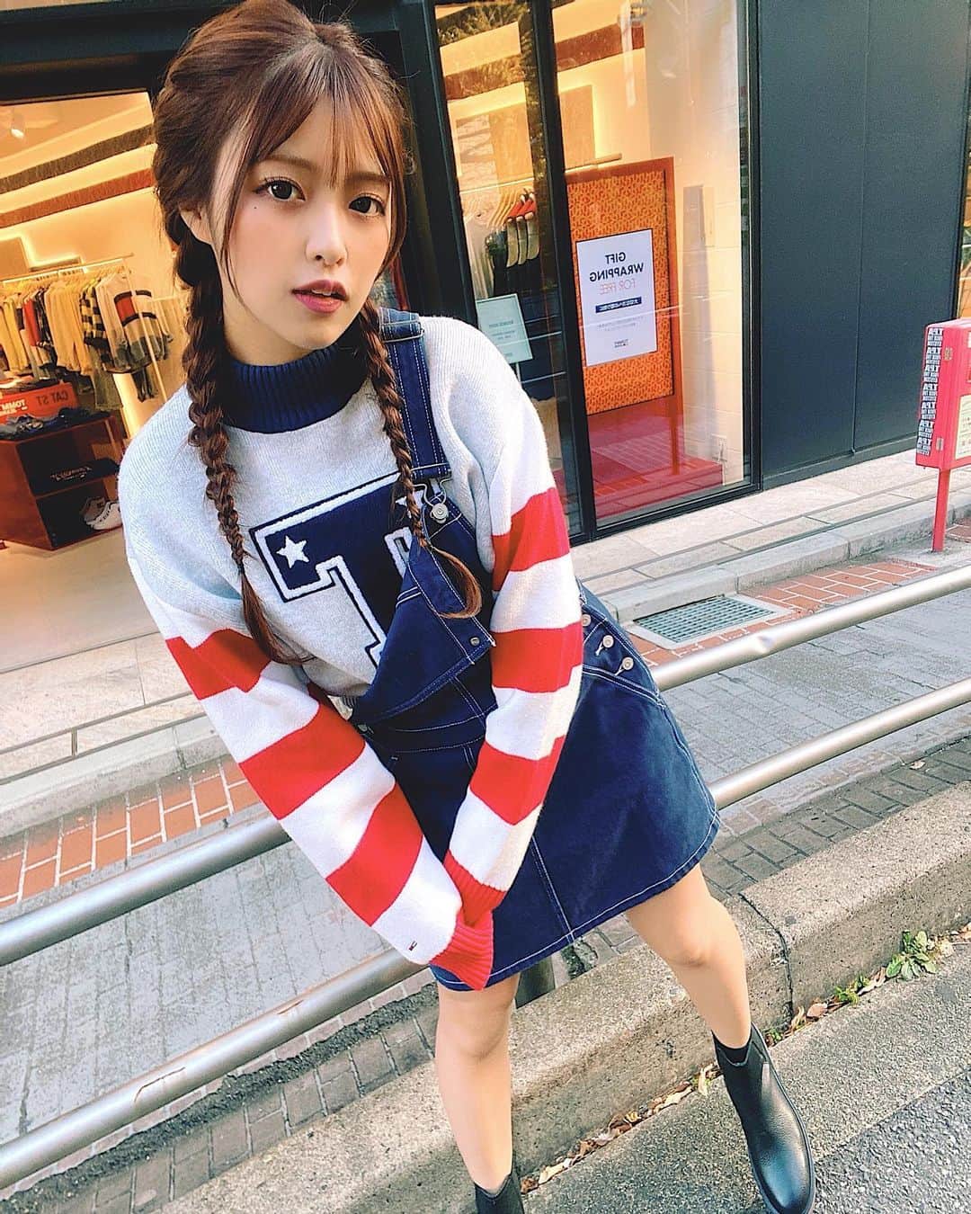 MaRuRi（まるりとりゅうが）さんのインスタグラム写真 - (MaRuRi（まるりとりゅうが）Instagram)「#TommyJeansCatStreet  #tommyjeans」12月1日 21時30分 - maruridayo