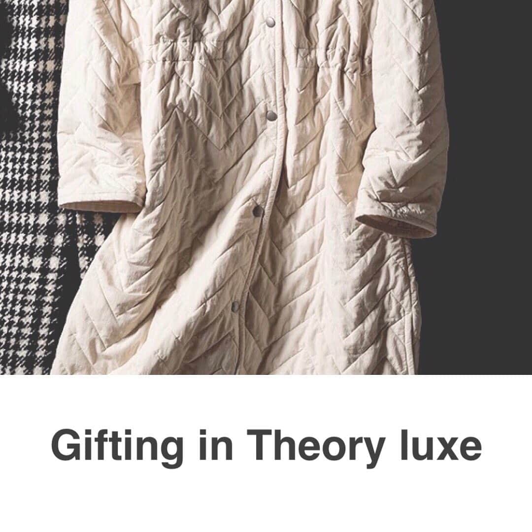 Theory luxe official account.さんのインスタグラム写真 - (Theory luxe official account.Instagram)「［Gifting in Theory luxe ］﻿ 12月1日(火)－13日(日）までの期間中、店舗、公式オンラインストアで商品をご購入いただいたアプリ会員のお客様の中から、抽選でクリスマスギフトをプレゼント。﻿ ﻿ アプリのダウンロードはプロフィールリンクをチェック。﻿ @theory_luxe_official ﻿ ﻿ #theoryluxe #gift #christmasgifts #クリスマスギフト #セオリーリュクス」12月1日 21時34分 - theory_luxe_official
