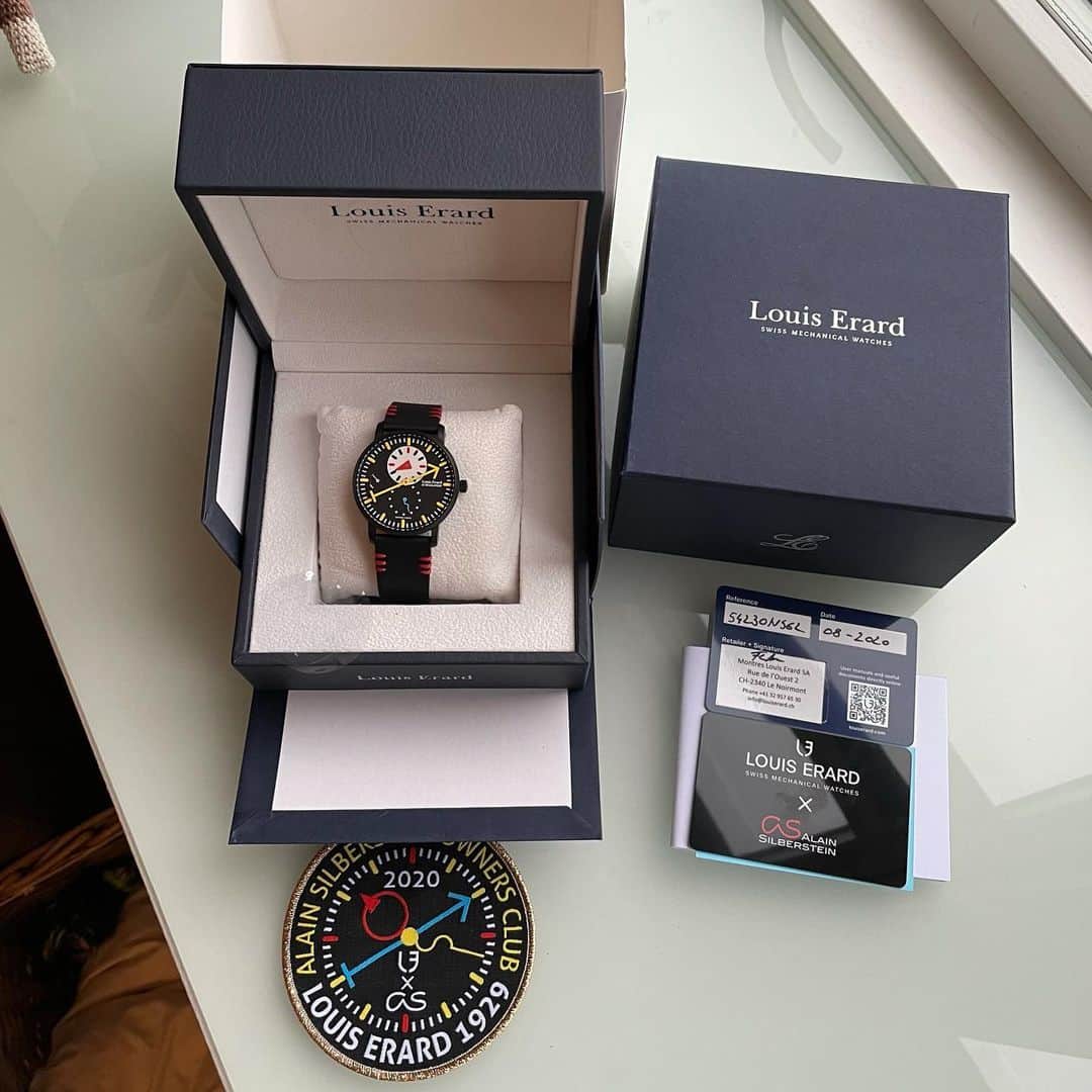 Daily Watchさんのインスタグラム写真 - (Daily WatchInstagram)「📍For sale! Unique opportunity to buy this highly collectable and sold out limited edition Louis Erard x Alain Silberstein timepiece. One recently sold at Phillips Auctions for CHF 7,560. We are now offering 1x brand new, full set and never used to a lucky owner for €4150 with free worldwide shipping at 8past10.com (Link in bio) #LouisErard #AlainSilberstein」12月1日 22時06分 - dailywatch