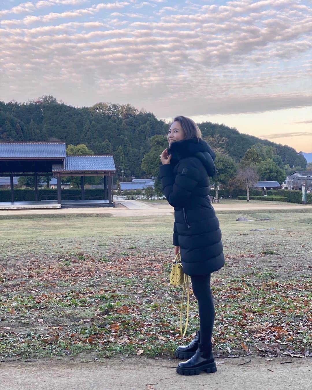 Risako Yamamotoさんのインスタグラム写真 - (Risako YamamotoInstagram)「Hello, December☃️❄️ 本格的に寒くなって、防寒対策ばっちり🖤  今年は黒のダウンを新調しました☺︎ @mackage   ブーツは @prada ♡♡♡  #December #mackage #prada #winter #ootd #fashion #coordinate #マッカージュ」12月1日 22時16分 - risako_yamamoto