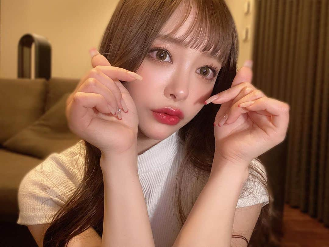 小倉由菜さんのインスタグラム写真 - (小倉由菜Instagram)「❤️❤️  유트브 촬영 끝 !!  #오구라유나tv #구독과좋아요 #부탁드려요  #実はyoutuber #チャンネル登録よろしくお願いします #おぐらゆなtv」12月1日 22時39分 - ogura_yuna