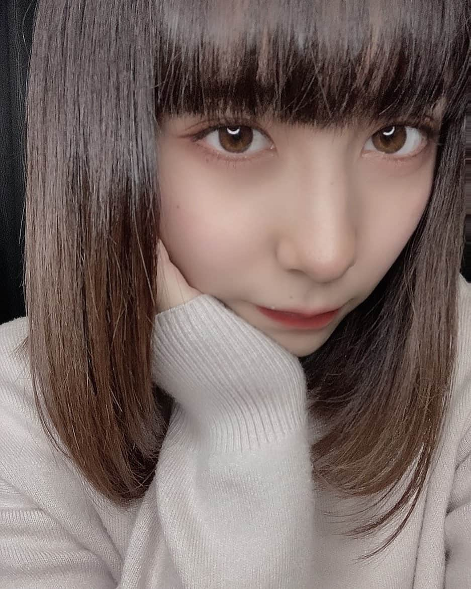 松藤瑛瑠のインスタグラム：「12月だね⛄️﻿ ﻿ 2020年ラストスパート✨﻿ ﻿ 今月もよろしくお願いします💓﻿ ﻿ ﻿ ﻿ ﻿ ﻿ ﻿ ﻿ ﻿ ﻿ ﻿ ﻿ ﻿ ﻿ #年末 #2020年 #冬 ﻿ #12月 #冬コーデ #秋 ﻿ #ファッション #コーデ ﻿ #自撮り #女子 #クリスマス ﻿ #🎄 #❄️ ﻿ #📷 #いいね返し #フォロー ﻿ #サロモ #いいね #ありがとう ﻿ ﻿ ﻿ #instagood #instagram ﻿ #instalike #instadaily ﻿ #photography #photooftheday ﻿ #newyear #2020 ﻿ #winter #l4l #follow」