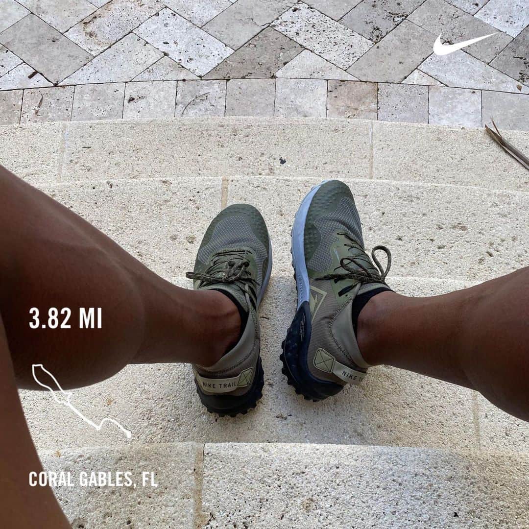 レイ・アレンのインスタグラム：「Whenever i know my trail is gonna be a little tricky, these help a lot! #runningisfree #niketrail #wildhorse」