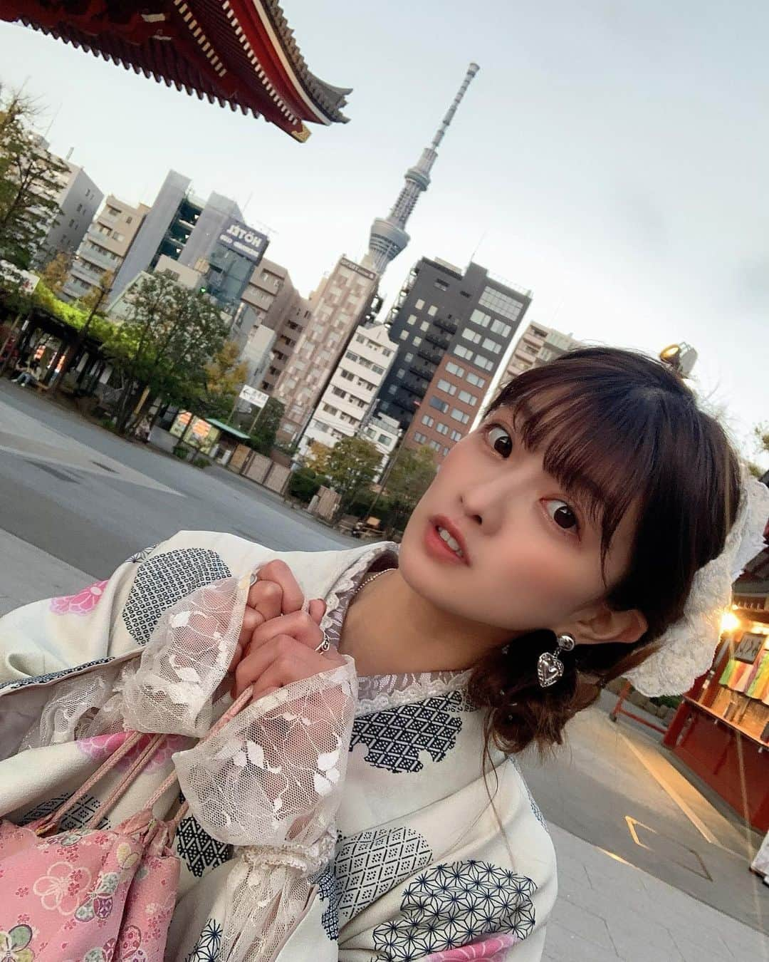 中山星香さんのインスタグラム写真 - (中山星香Instagram)「彼女と浅草で着物デートなう👘って感じだね🤯」12月1日 23時27分 - seika0705n