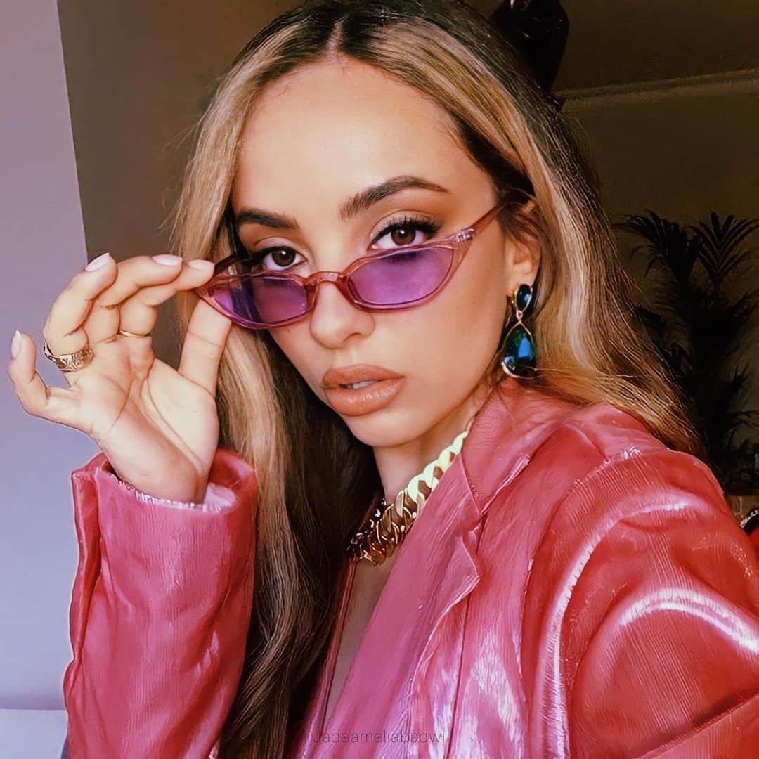 ジェイド・サールウォールさんのインスタグラム写真 - (ジェイド・サールウォールInstagram)「@jadethirlwall 🦋 . . . . . . . . . . . .  . . . . .  @littlemix #littlemix #littlemixedits #perrieedwards #perrieedwardsedit #jesynelson #jadethirlwall #leighannepinnock #jesynelsonedit #jadethirlwalledit #leighannepinnockedit #littlemixreels #confetti #littlemixthesearch #littlemixupdates #littlemixvideos #perrie #jesy #leighanne #sweetmelody #lm5 #lm5thetour #jerrie #pesy #leighade #jadesy #lerrie #lesy #jerrieisreal」12月1日 23時49分 - jadeameliabadwi