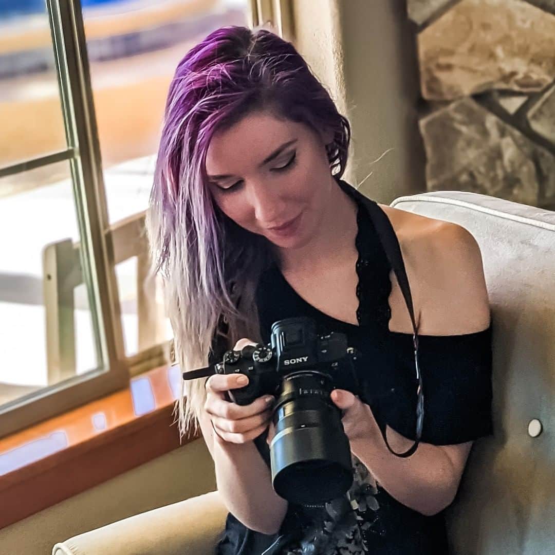 Sigma Corp Of America（シグマ）さんのインスタグラム写真 - (Sigma Corp Of America（シグマ）Instagram)「SIGMA Ambassador @anabeldflux loves a good prime lens, and the new I series 65mm F2 DG DN  Contemporary is right up her alley!  Take a look to see how Anabel put this lens to the test in and around the house with her favorite subjects.  Read on our blog (link in bio) or visit: bit.ly/65mm-dgdn-first  #SIGMA #sigmaphoto #SIGMA65mmF2Contemporary #Iseries #photography #sigmalenses #sigmalens #mirrorless #Emount #Lmount」12月2日 0時03分 - sigmaphoto