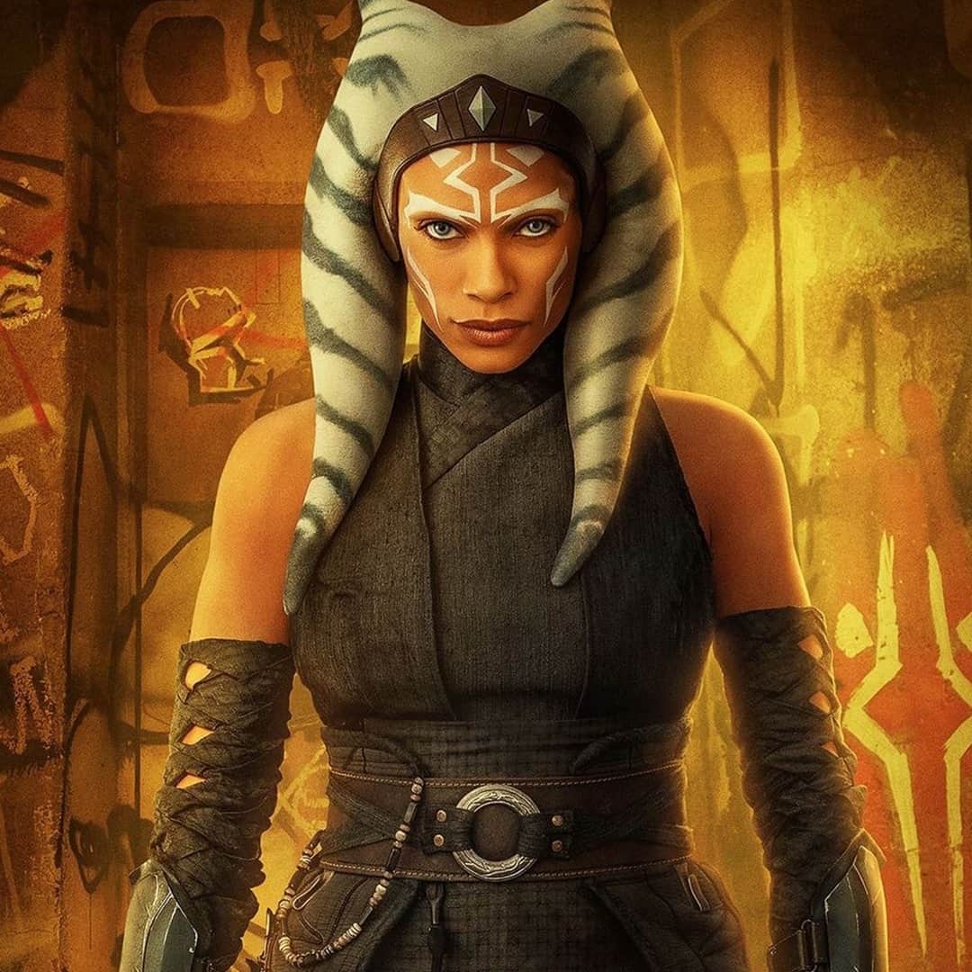 HYPEBEASTさんのインスタグラム写真 - (HYPEBEASTInstagram)「#hypeAF: @disneyplus has offered a closer look at @rosariodawson as Ahsoka Tano in 'The Mandalorian.' Months after the initial announcement that Rosario Dawson would be joining 'The Mandalorian' as the fan-favorite Ahsoka Tano from 'The Clone Wars' animated series, the dual lightsaber-wielding ex-Jedi finally made her live-action debut on Chapter 13 of the show. Offering a deeper look into Dawson and her take on Ahsoka, check out the extensive review via link in bio.⁠ Photo: Disney+」12月2日 0時20分 - hypebeast